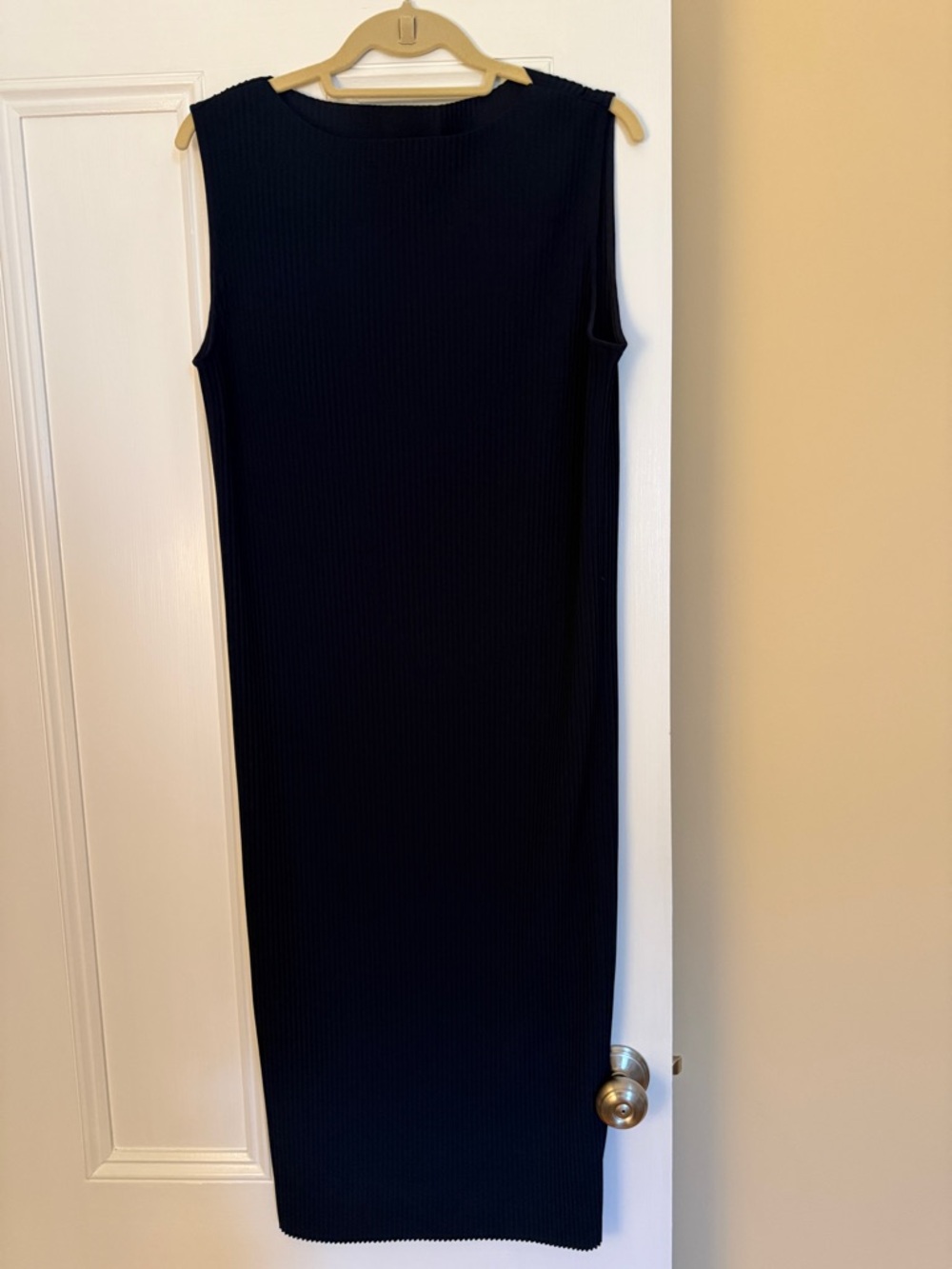 J. McLaughlin Navy Sleeveless Ribbed Midi Dress